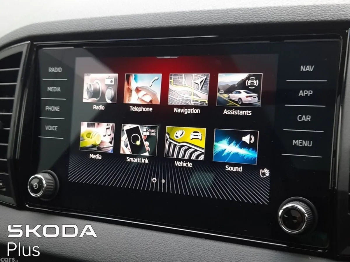 Skoda Karoq SUV, Diesel, 2026, Grey