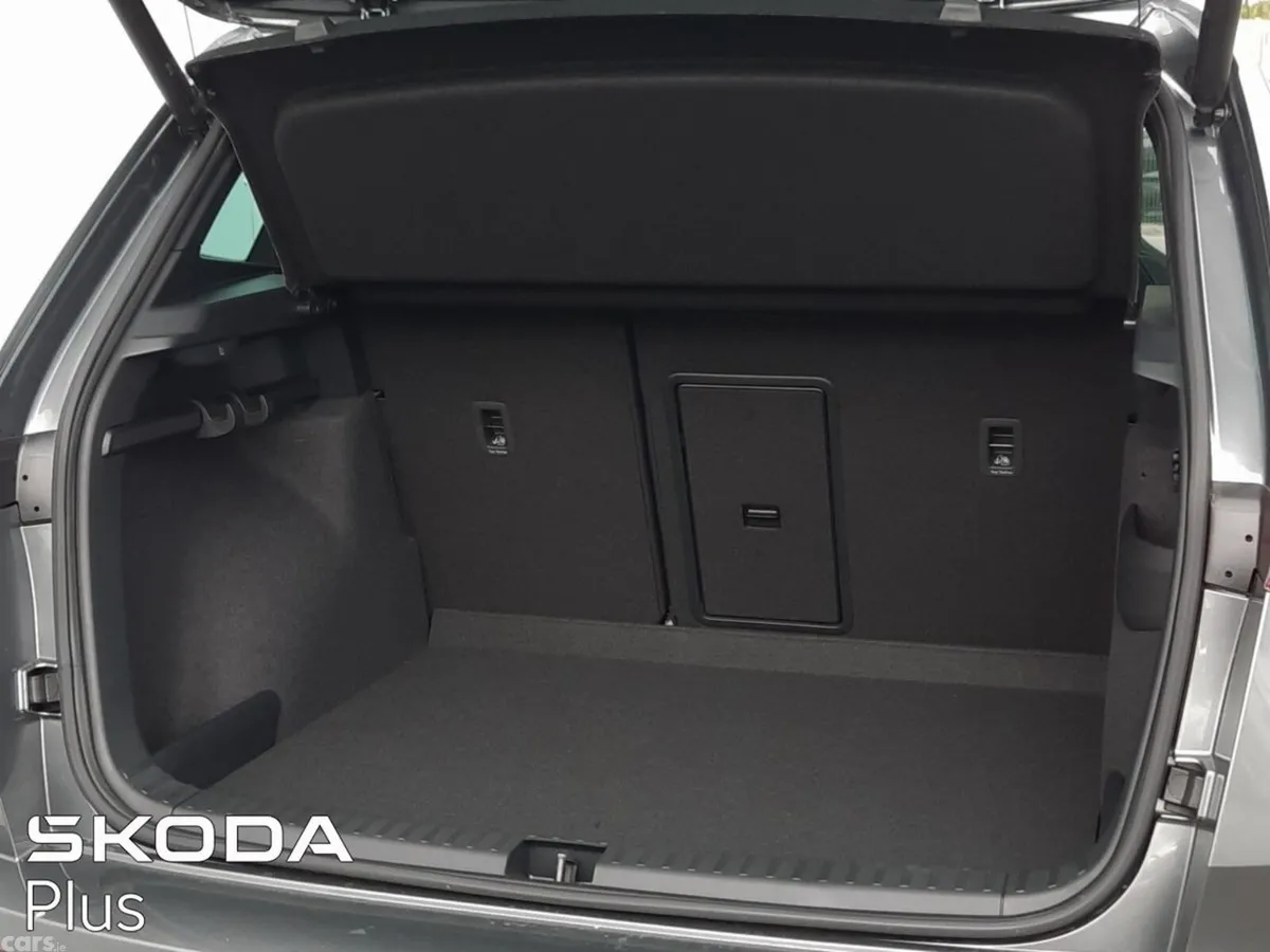 Skoda Karoq SUV, Diesel, 2026, Grey