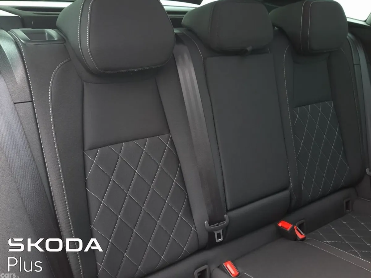 Skoda Karoq SUV, Diesel, 2026, Grey