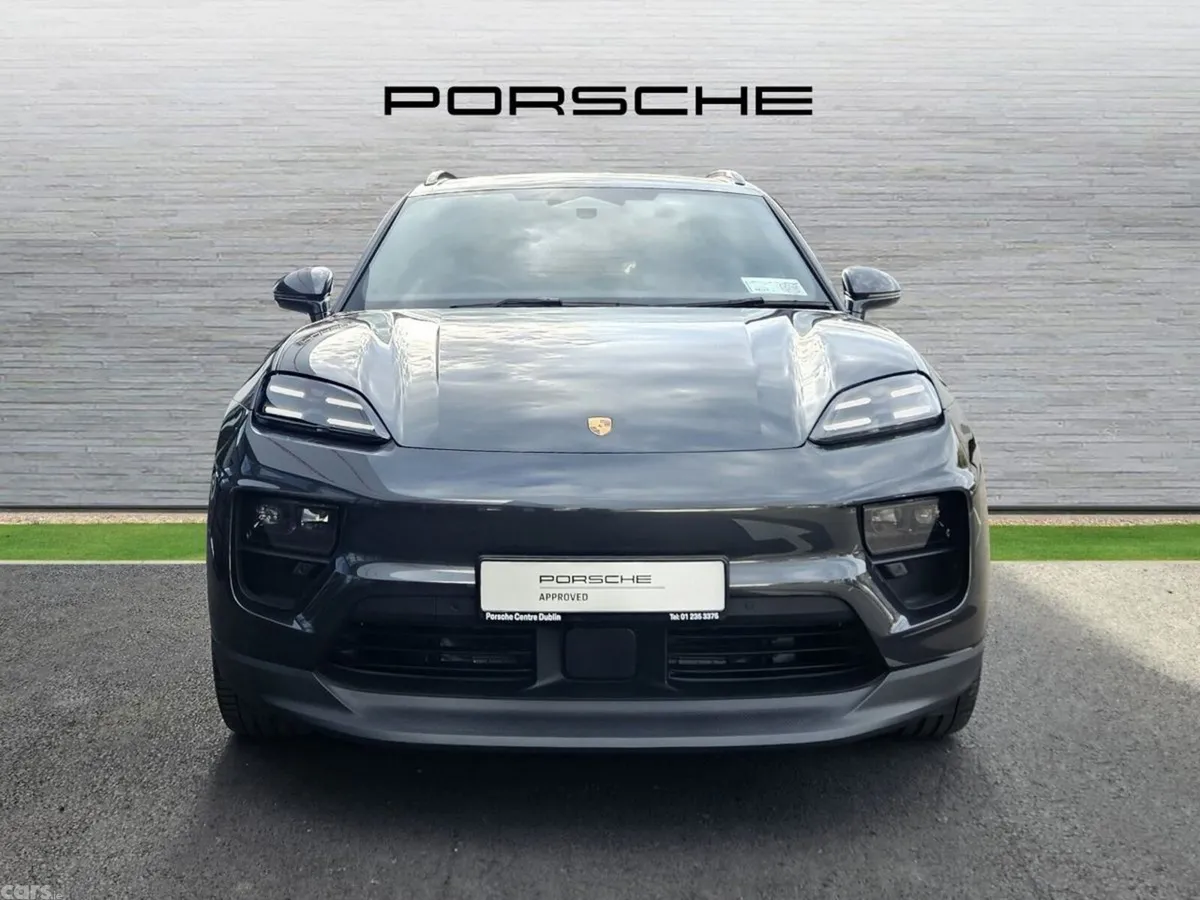 Porsche Macan SUV, Electric, 2026, Grey