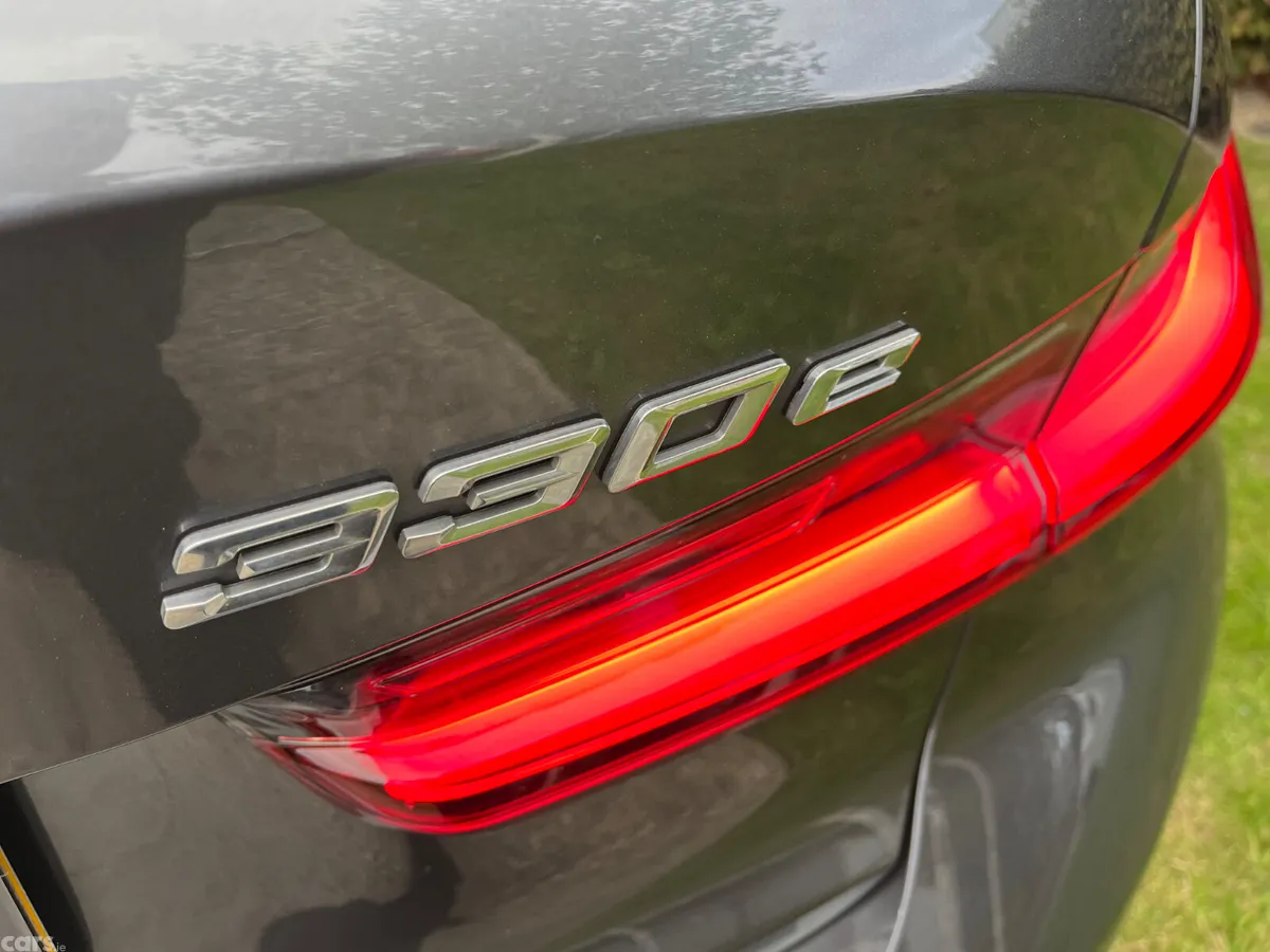 BMW 3-Series Saloon, Petrol Plug-in Hybrid, 2022, Grey