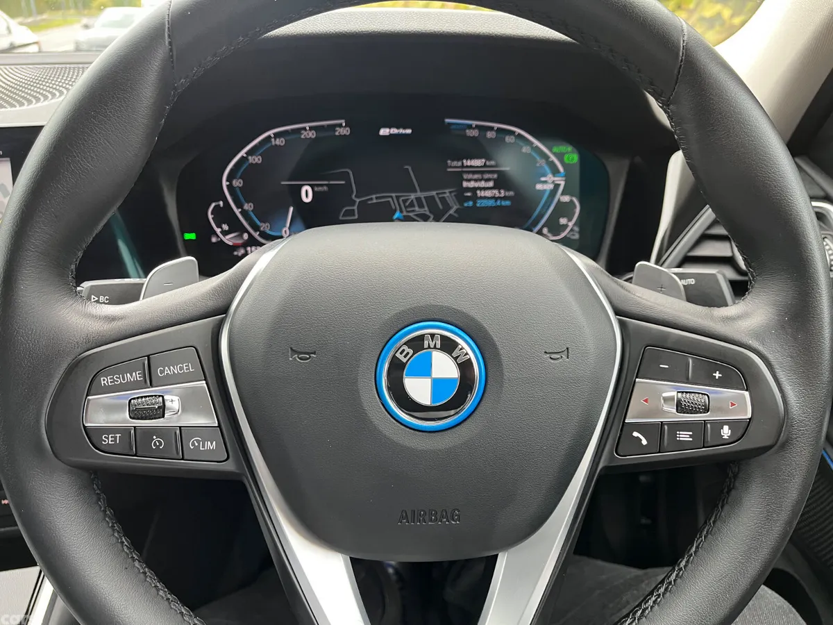 BMW 3-Series Saloon, Petrol Plug-in Hybrid, 2022, Grey