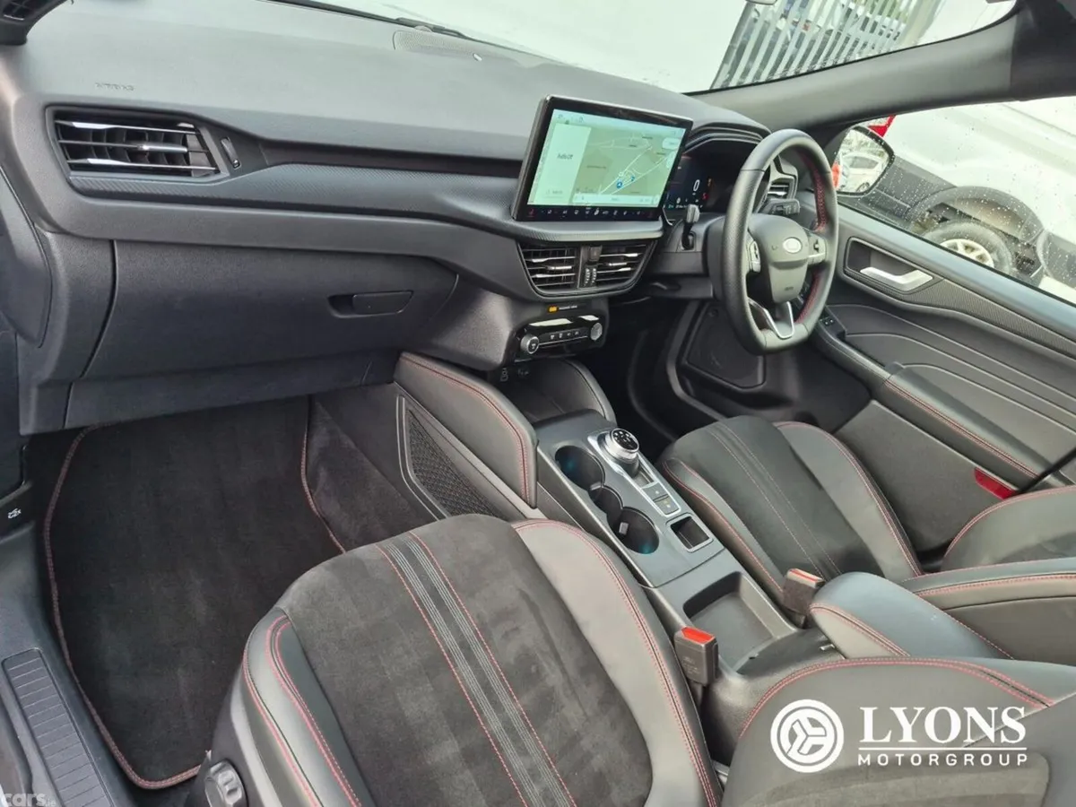 Ford Kuga SUV, Petrol Plug-in Hybrid, 2026, Grey