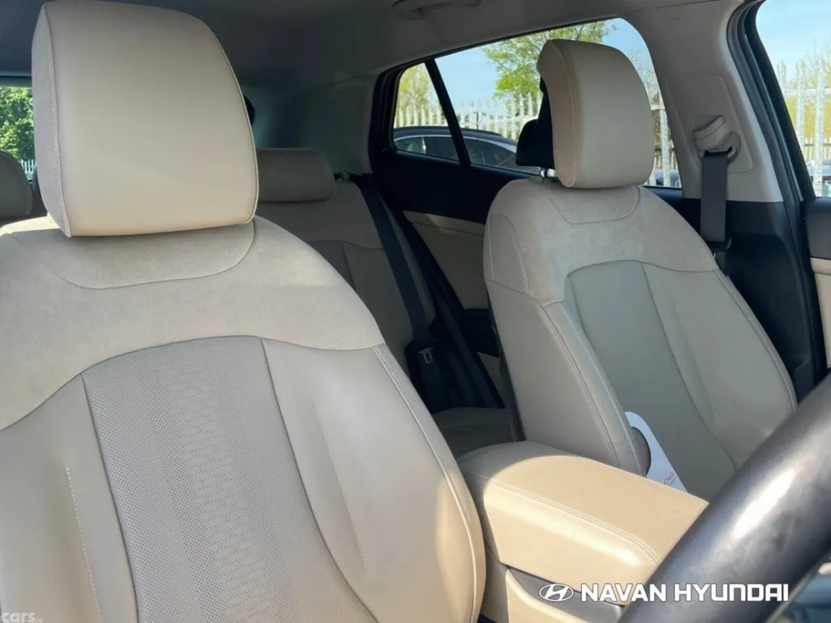 Kia Sportage SUV, Petrol Plug-in Hybrid, 2023, Black