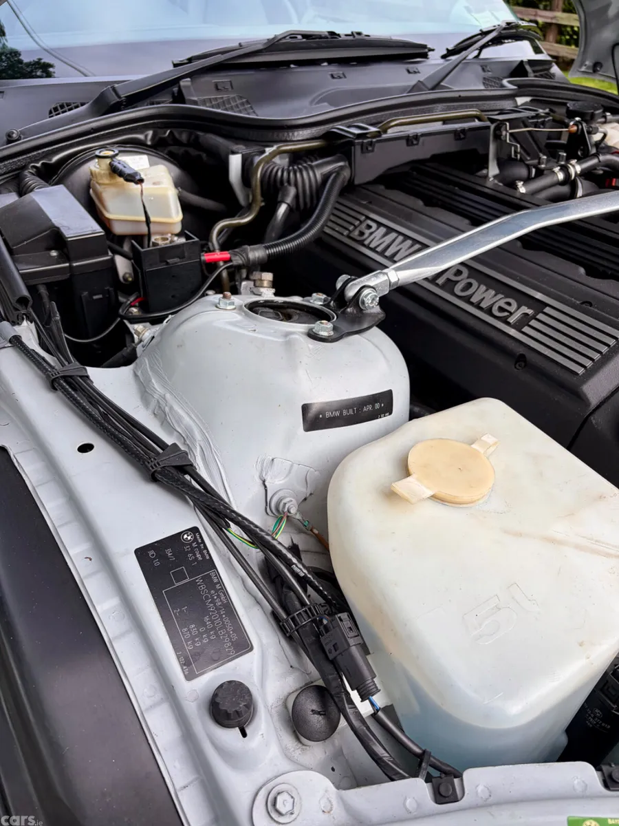 BMW Z3 Coupe, Petrol, 2000, Silver