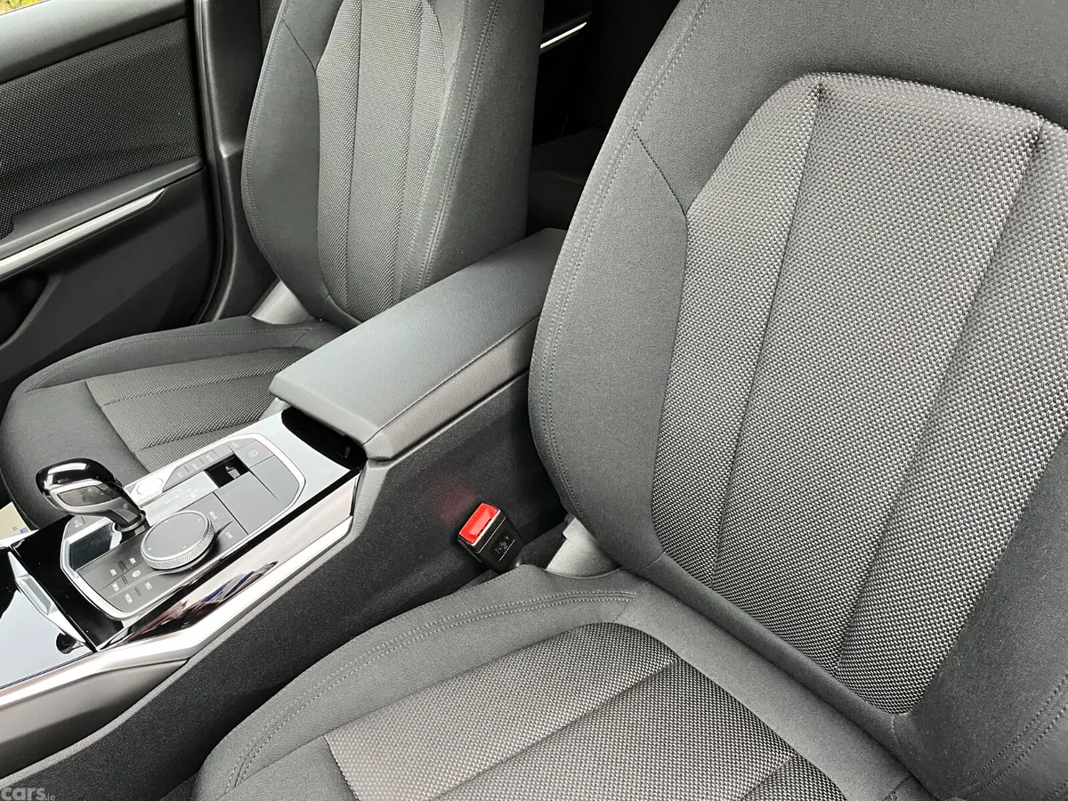 BMW 3-Series Saloon, Petrol Hybrid, 2022, Grey
