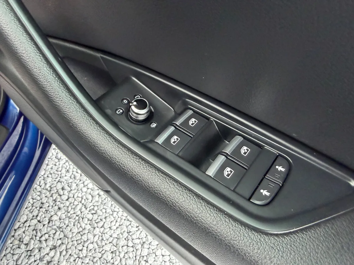 Audi A4 Estate, Diesel, 2016, Blue