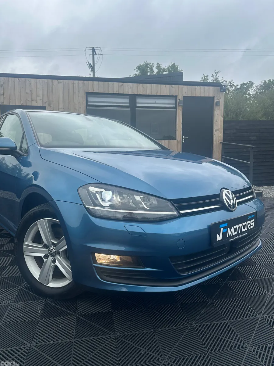 Volkswagen Golf Hatchback, Petrol, 2015, Blue
