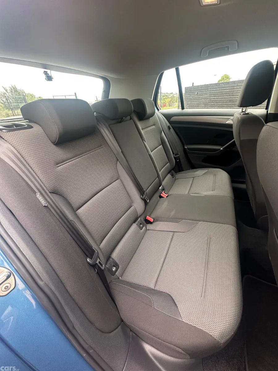 Volkswagen Golf Hatchback, Petrol, 2015, Blue