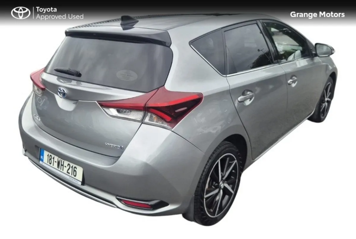 Toyota Auris MPV, Petrol Hybrid, 2018, Grey