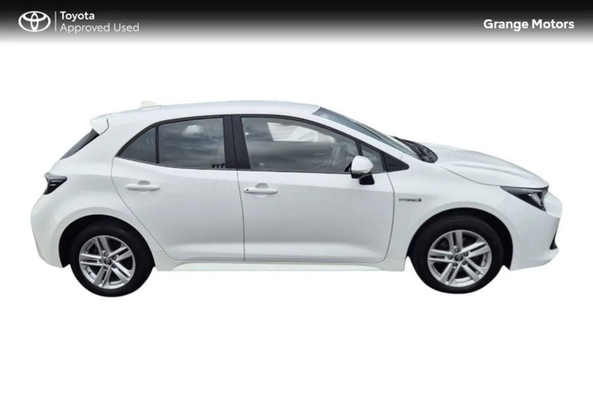 Toyota Corolla Hatchback, Petrol Hybrid, 2020, White