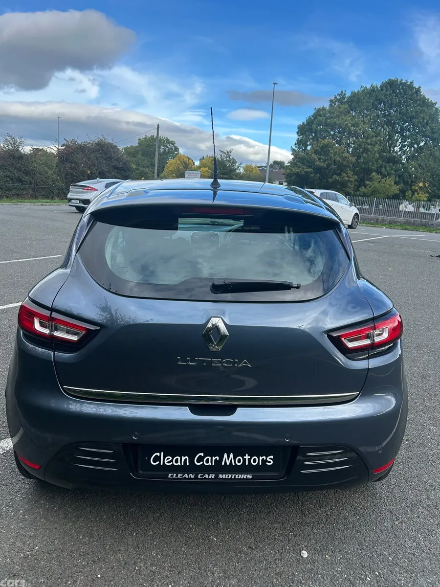 Renault Clio Hatchback, Petrol, 2017, Grey