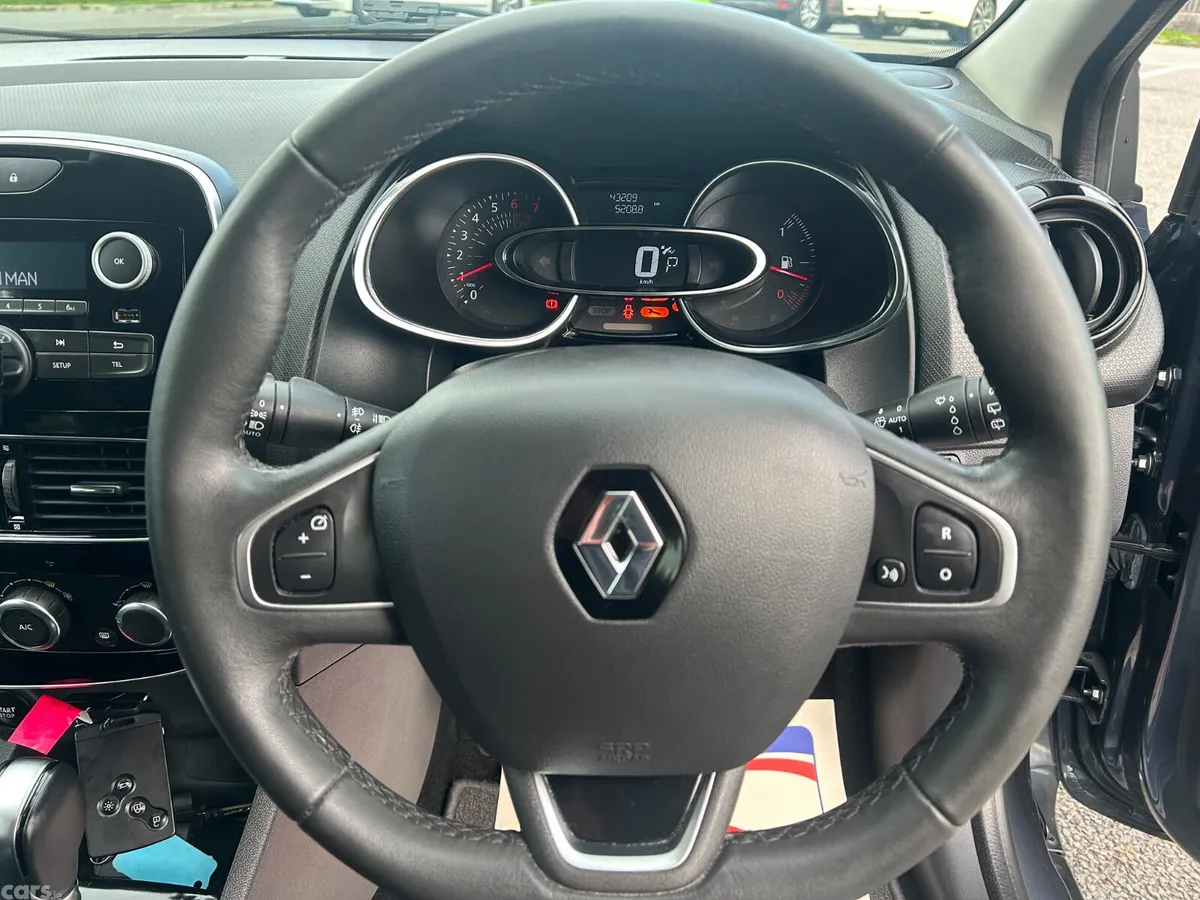 Renault Clio Hatchback, Petrol, 2017, Grey