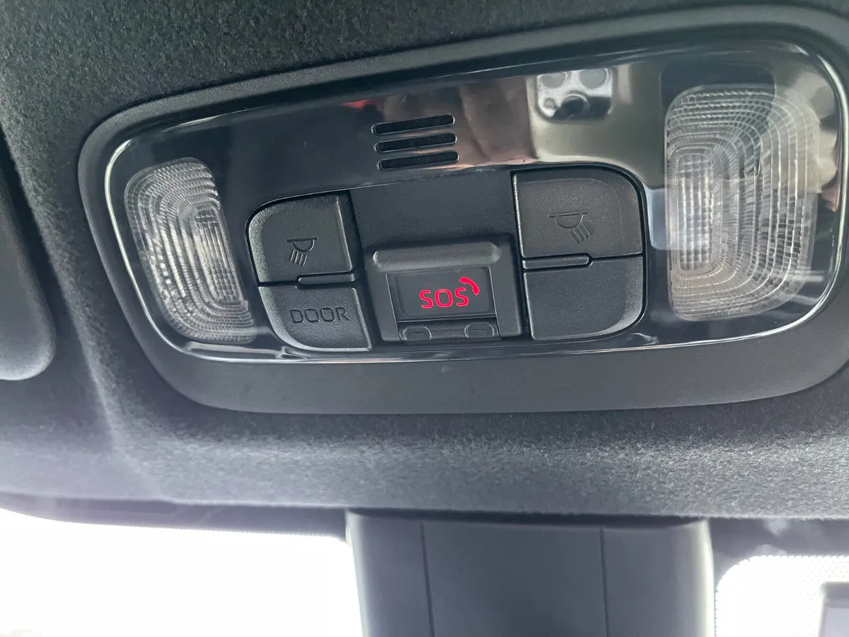 Toyota Yaris Hatchback, Petrol Hybrid, 2021, Silver