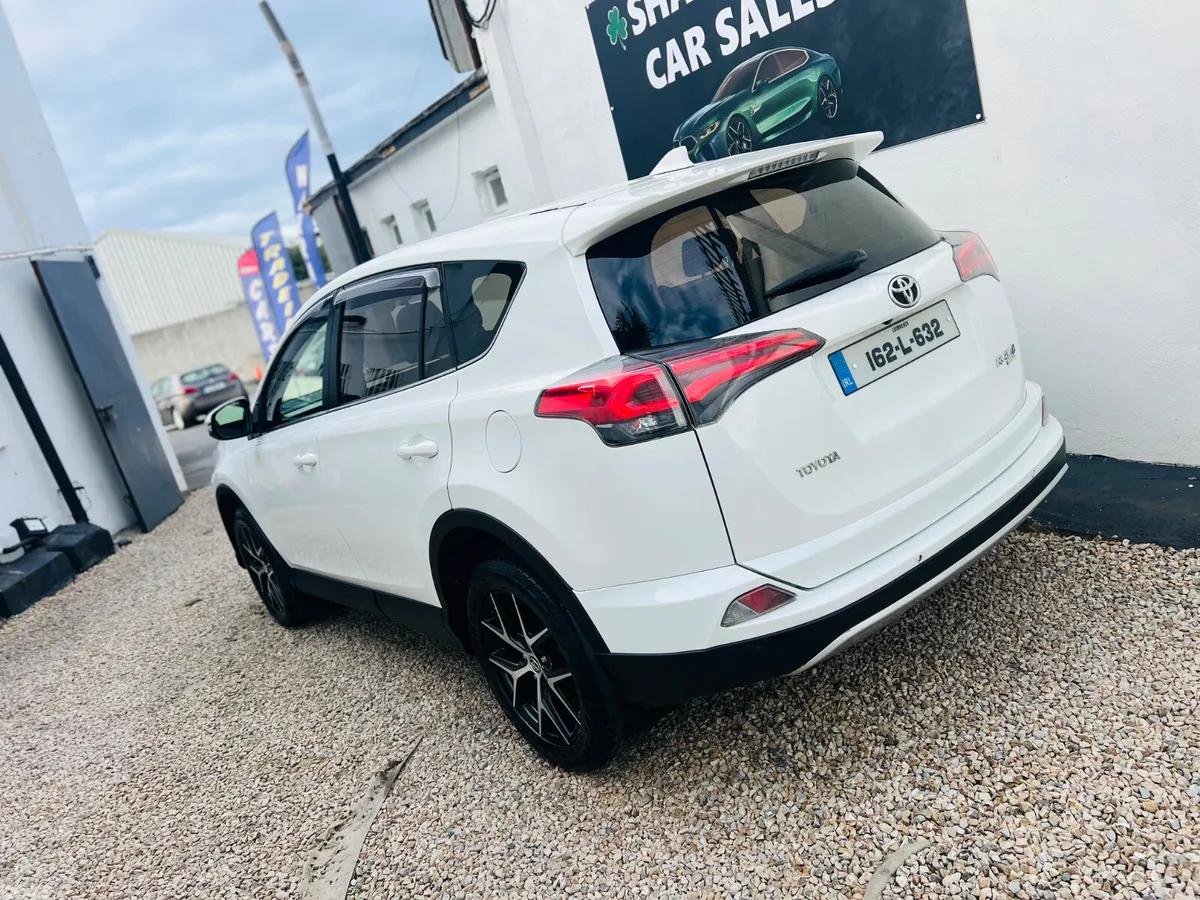 Toyota RAV4 SUV, Diesel, 2016, White