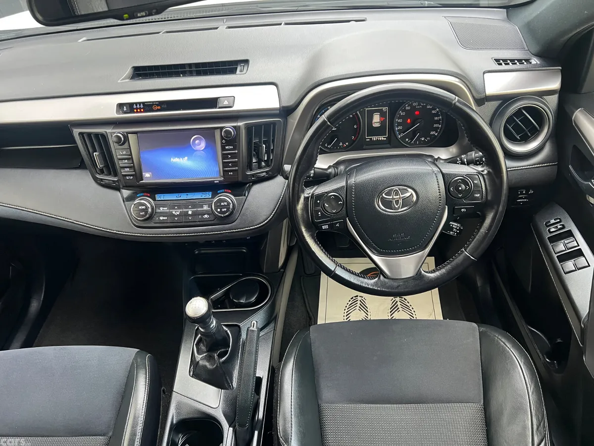 Toyota RAV4 SUV, Diesel, 2016, White
