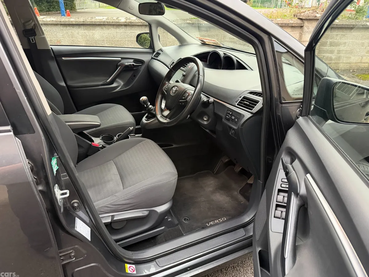 Toyota Verso MPV, Diesel, 2016, Grey