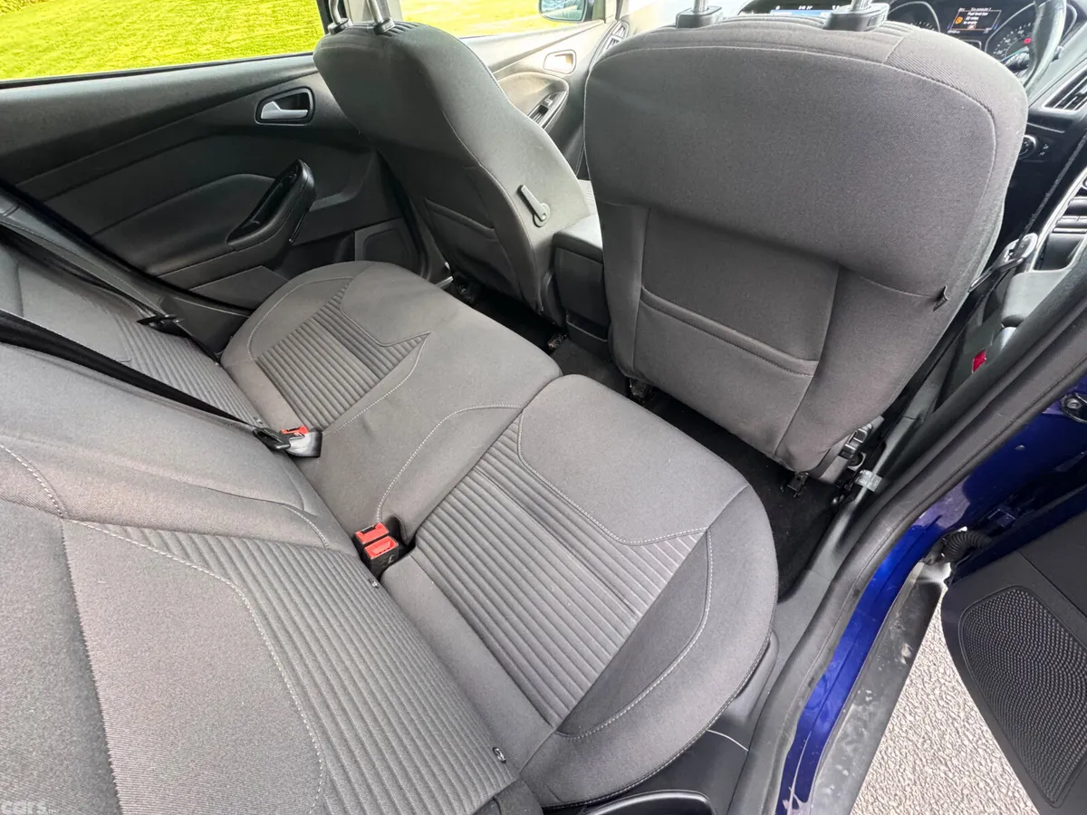 Ford Focus Hatchback, Diesel, 2017, Blue