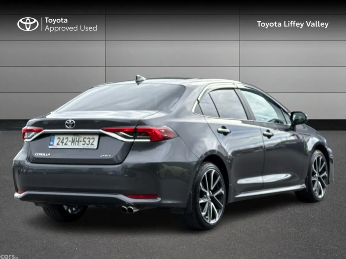 Toyota Corolla Saloon, Petrol Hybrid, 2024, Grey