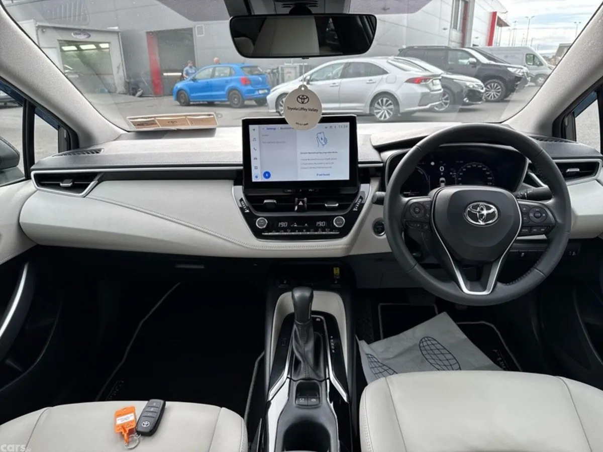 Toyota Corolla Saloon, Petrol Hybrid, 2024, Grey