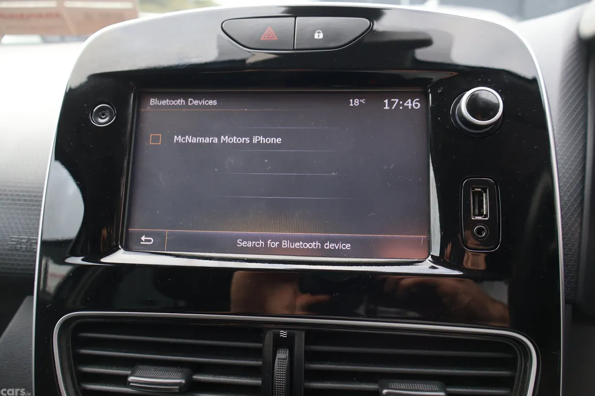 Renault Clio Hatchback, Petrol, 2018, Black