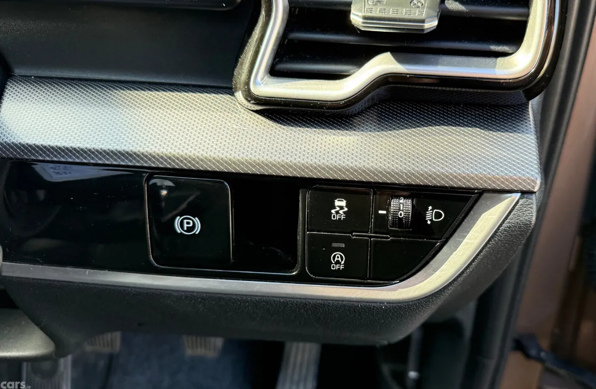 Kia Sportage SUV, Diesel, 2022, Brown