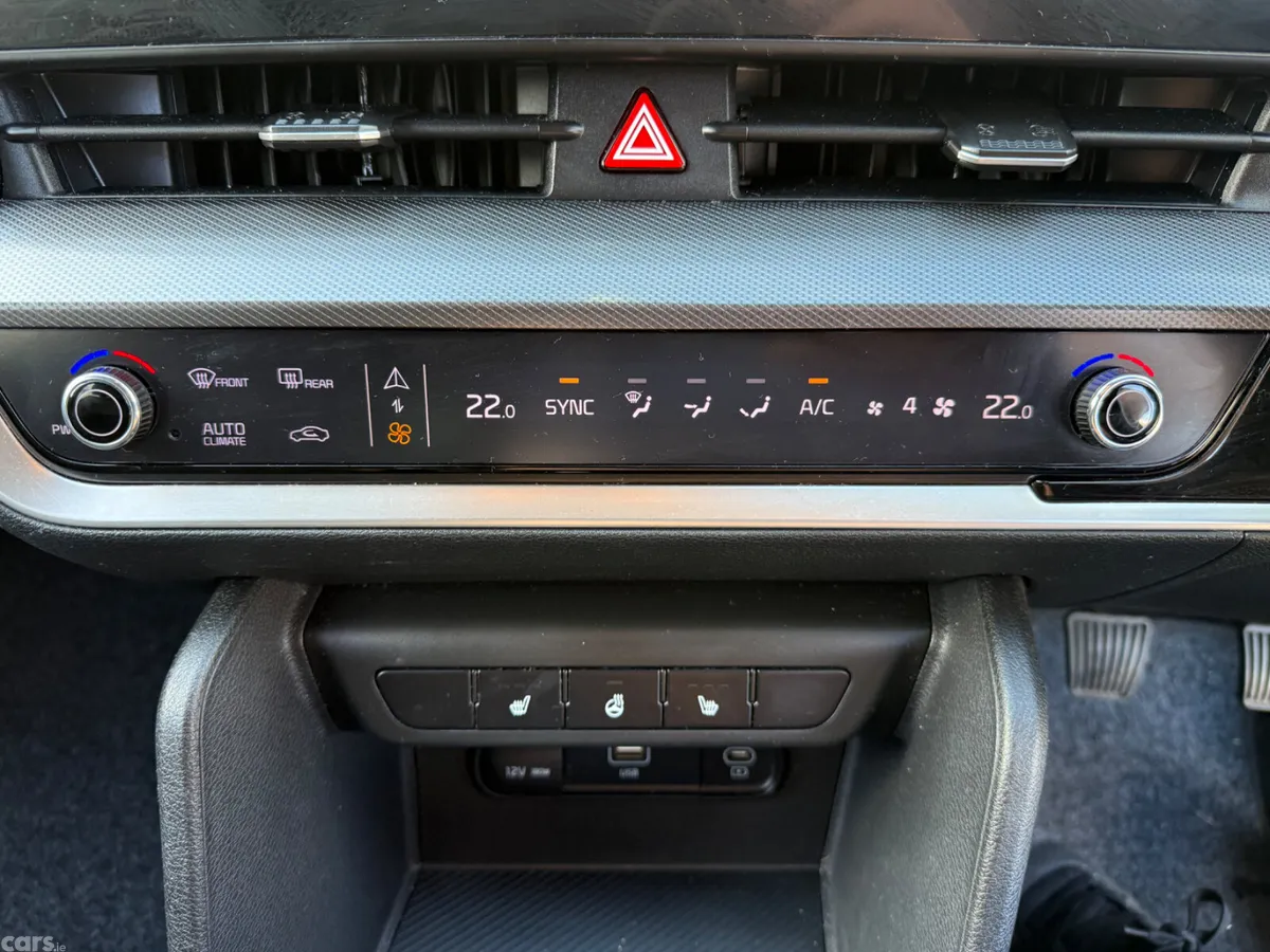 Kia Sportage SUV, Diesel, 2022, Brown