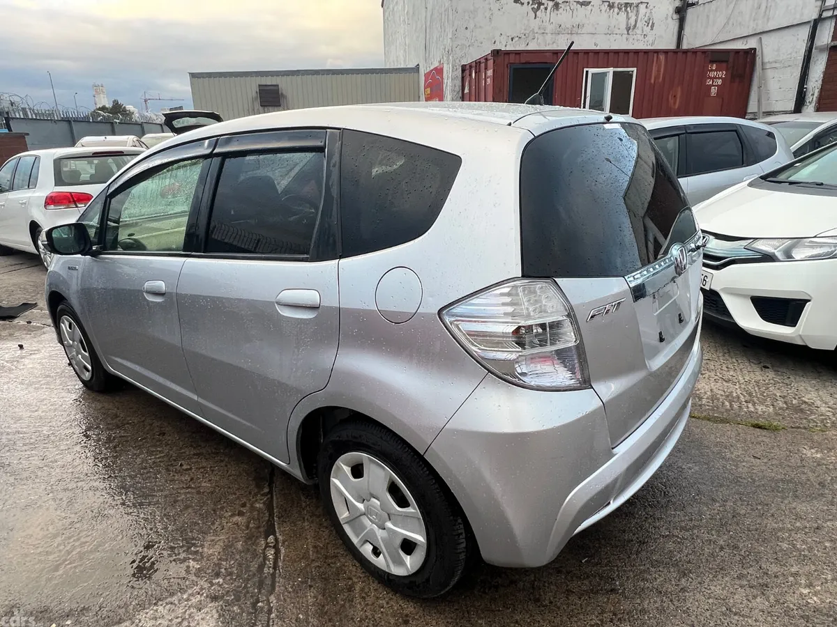 Honda Fit Hatchback, Petrol Hybrid, 2012, Silver