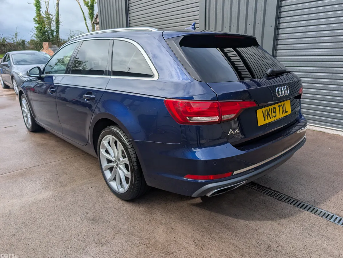 Audi A4 Estate, Diesel, 2019, Blue