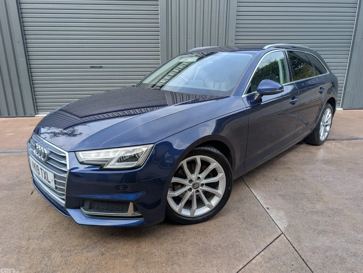 Audi A4 Estate, Diesel, 2019, Blue
