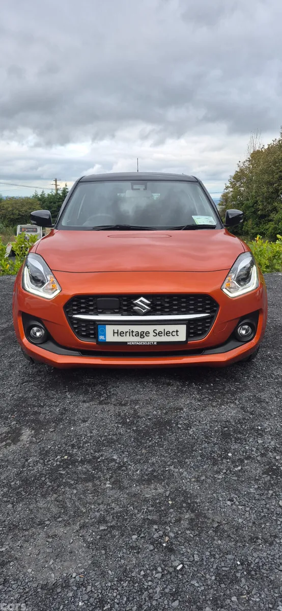 Suzuki Swift Hatchback, Petrol, 2022, Orange