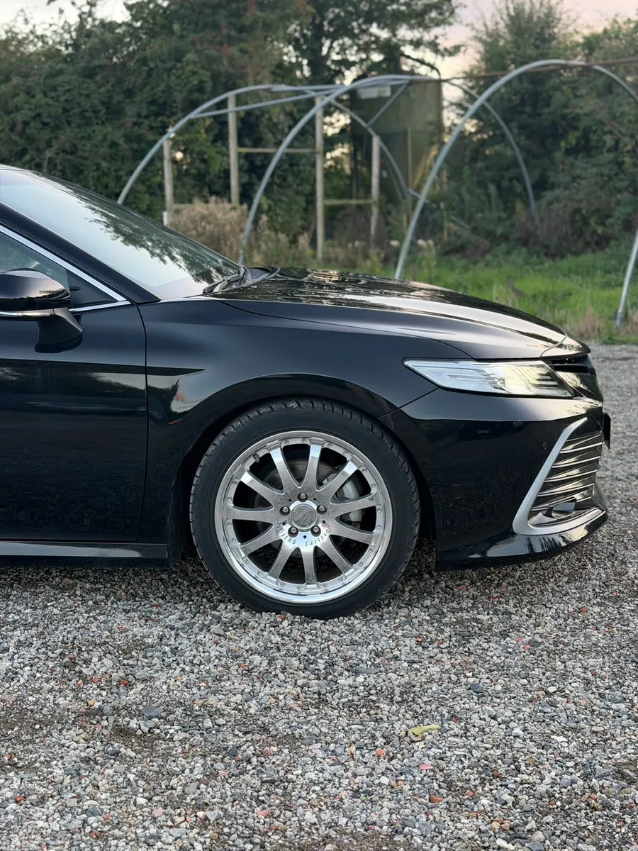 Toyota Camry Saloon, Petrol Hybrid, 2023, Black