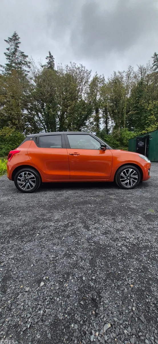 Suzuki Swift Hatchback, Petrol, 2022, Orange