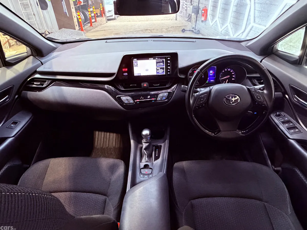Toyota C-HR SUV, Petrol Hybrid, 2018, Grey