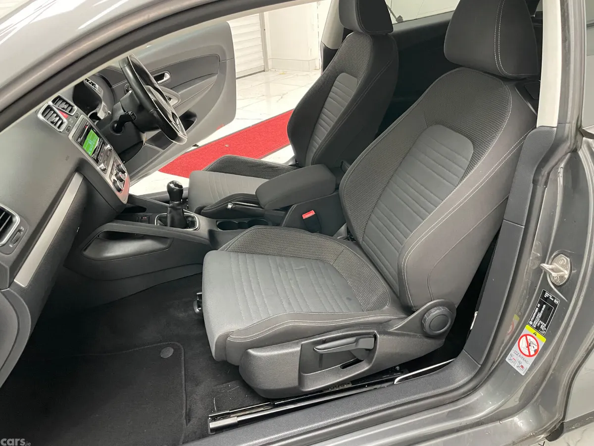 Volkswagen Scirocco Hatchback, Diesel, 2013, Grey