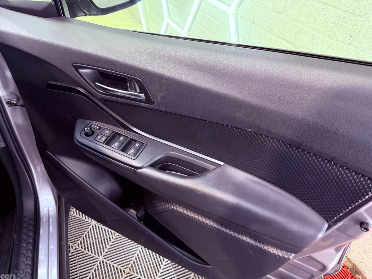 Toyota C-HR SUV, Petrol Hybrid, 2018, Grey