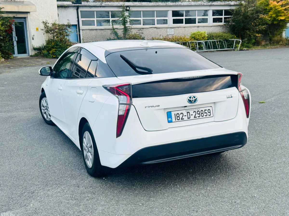 Toyota Prius Hatchback, Petrol Hybrid, 2018, Grey
