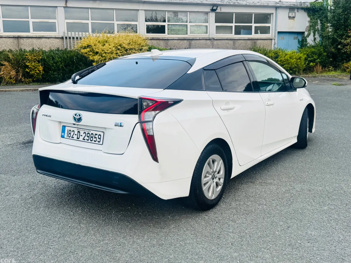 Toyota Prius Hatchback, Petrol Hybrid, 2018, Grey