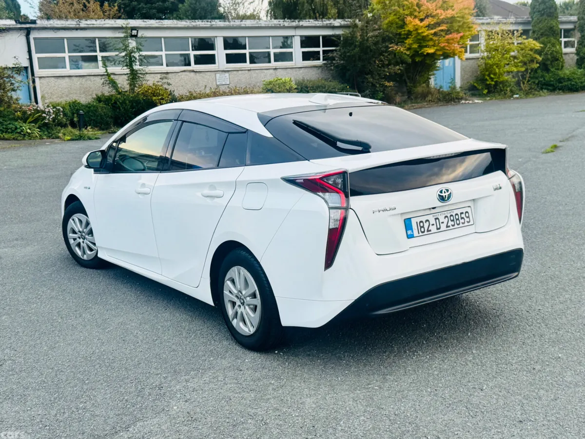 Toyota Prius Hatchback, Petrol Hybrid, 2018, Grey