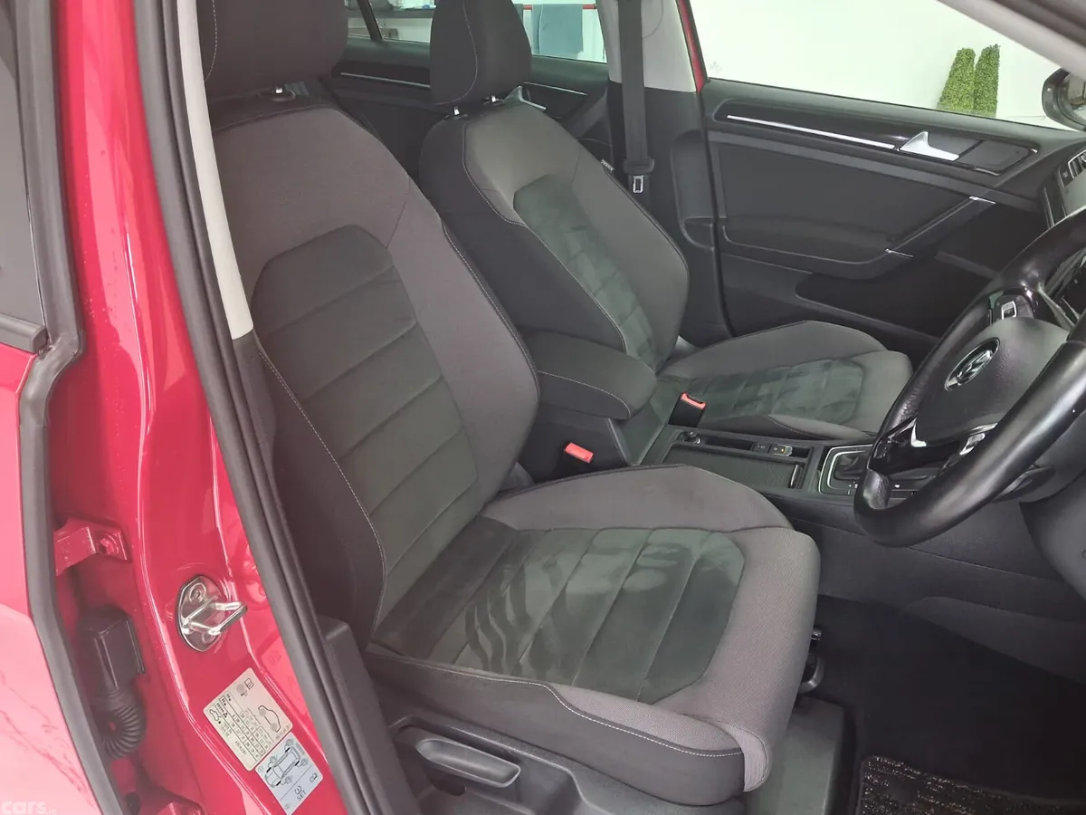 Volkswagen Golf Hatchback, Petrol, 2019, Red