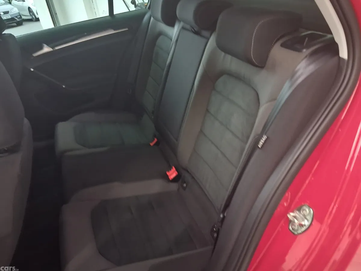 Volkswagen Golf Hatchback, Petrol, 2019, Red