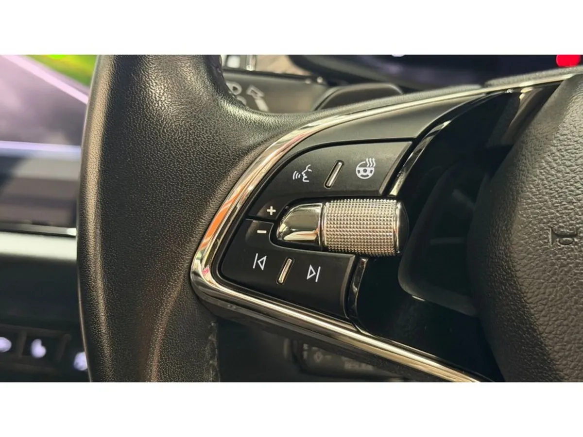 Skoda Kodiaq Estate, Diesel, 2023, Grey
