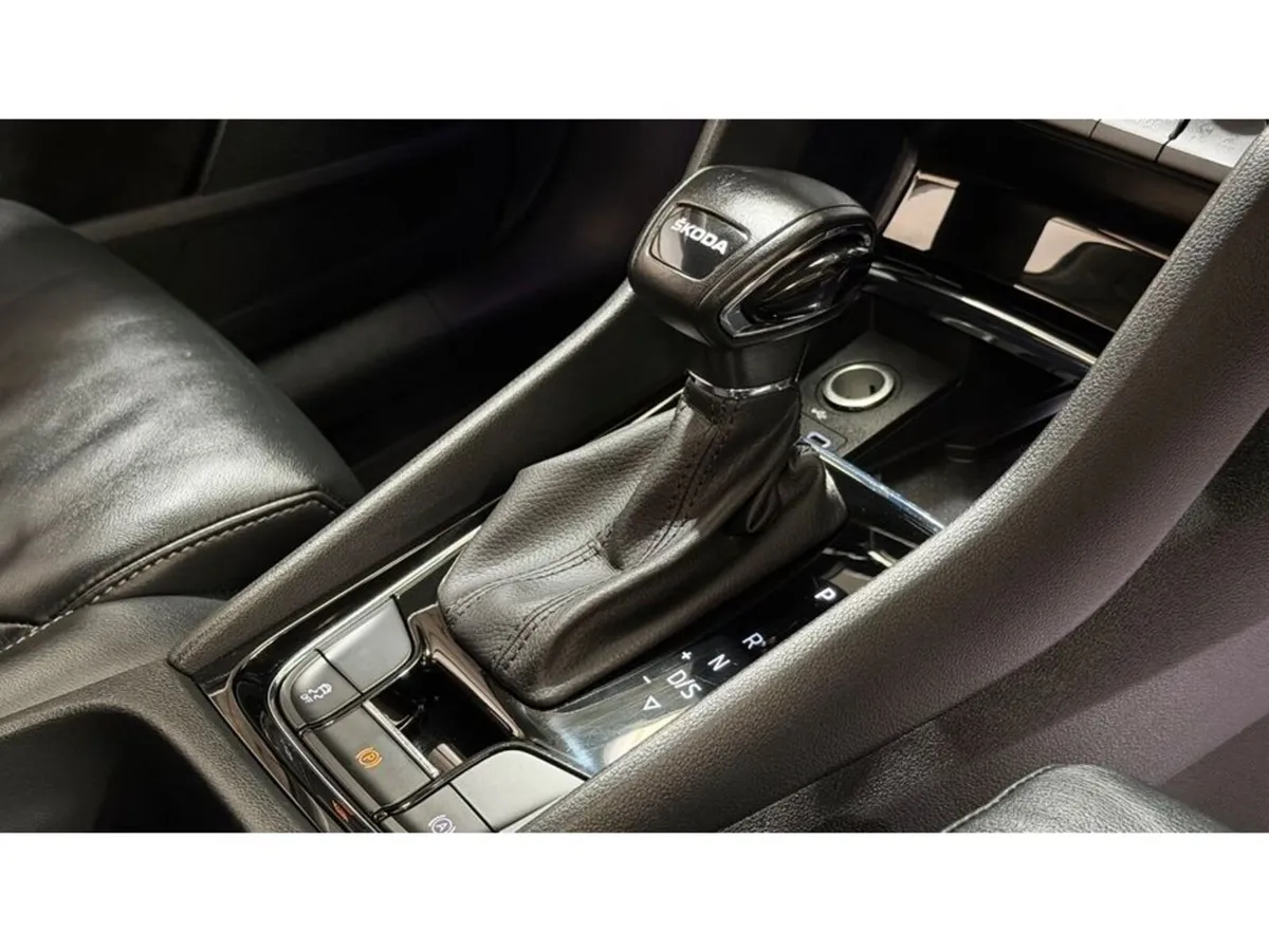 Skoda Kodiaq Estate, Diesel, 2023, Grey