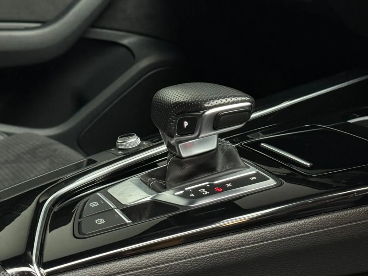 Audi A4 Estate, Diesel, 2022, Grey
