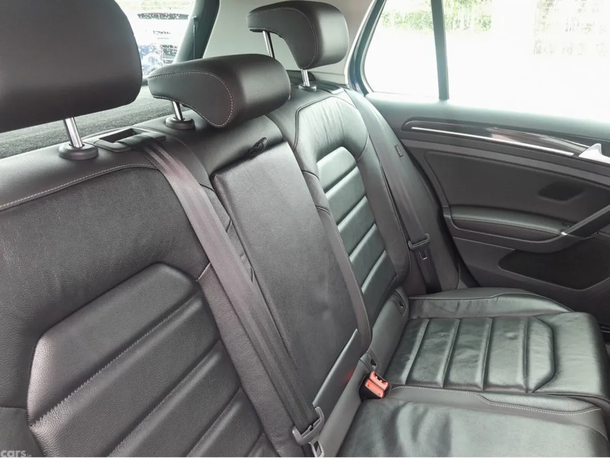 Volkswagen Golf Hatchback, Diesel, 2019, Blue