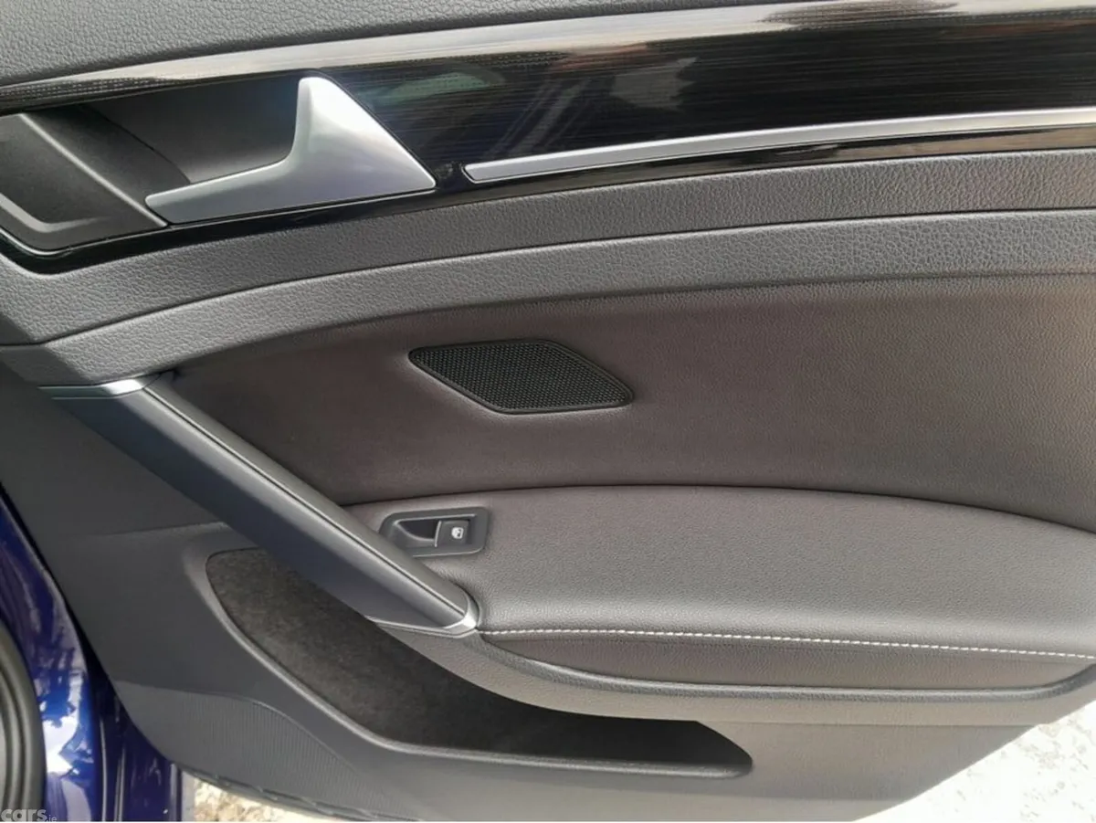 Volkswagen Golf Hatchback, Diesel, 2019, Blue