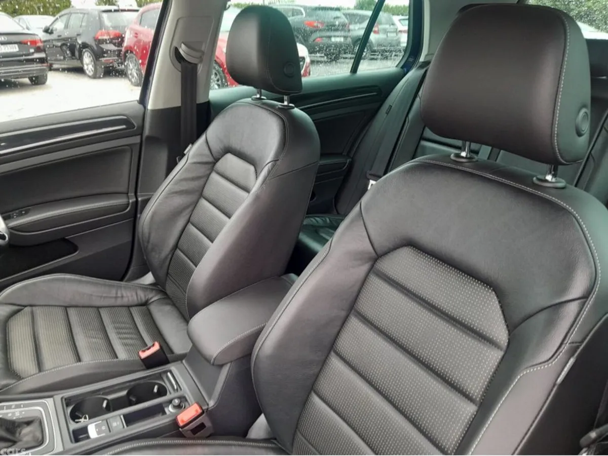 Volkswagen Golf Hatchback, Diesel, 2019, Blue