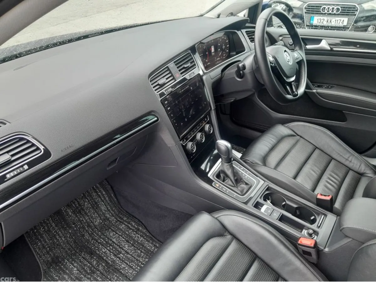 Volkswagen Golf Hatchback, Diesel, 2019, Blue