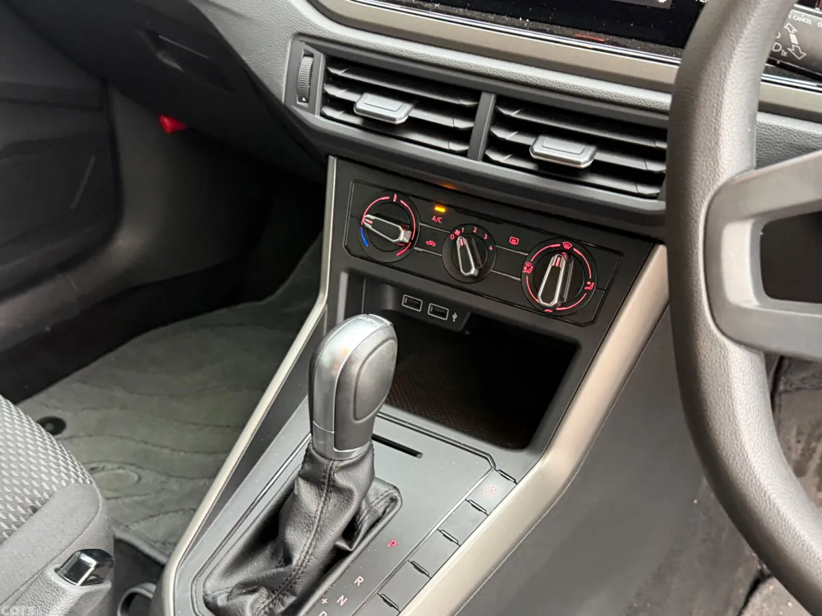 Volkswagen Polo Hatchback, Petrol, 2018, Black
