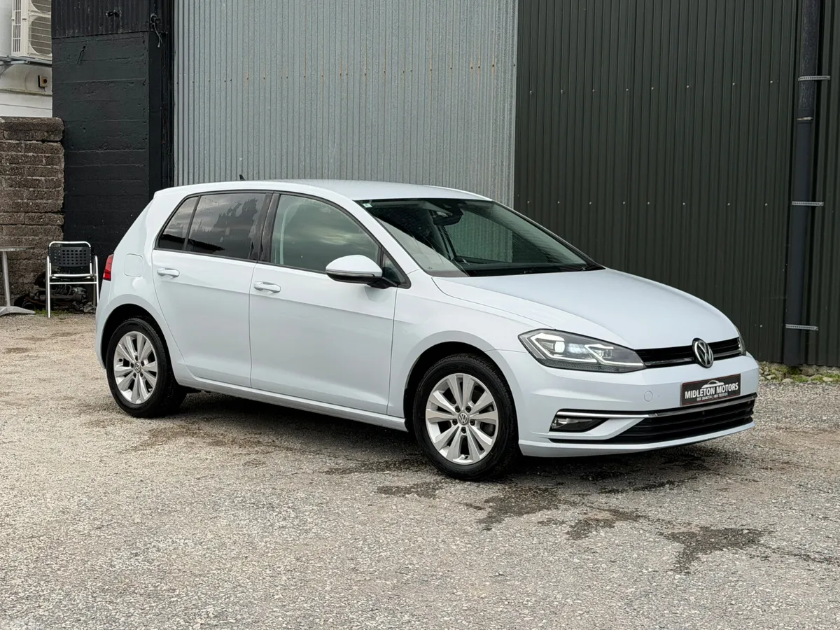 Volkswagen Golf Hatchback, Petrol, 2018, White